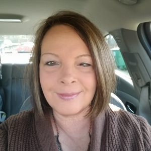 Meet your Posher, Angie